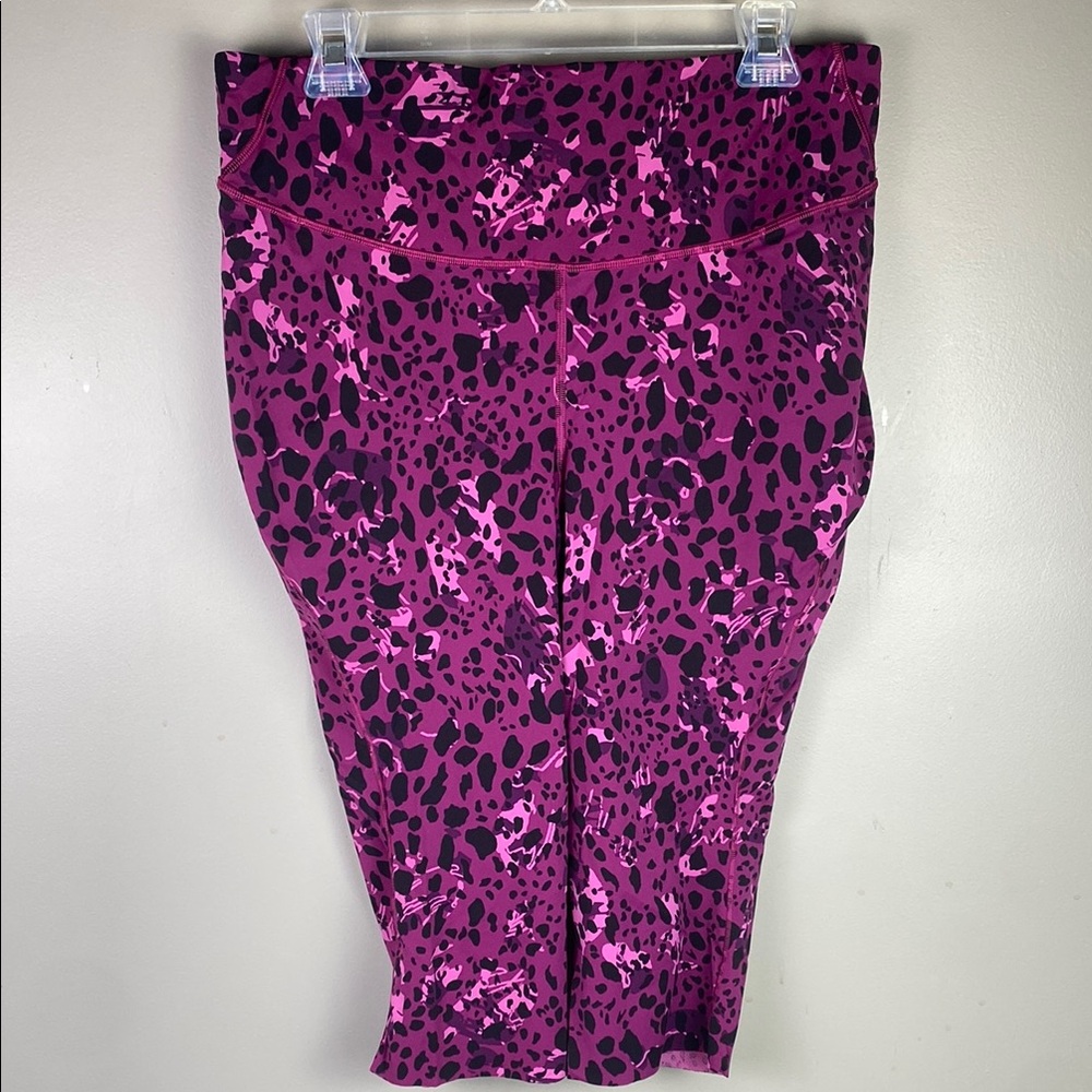 Lululemon Base Pace 17” pink crop 14